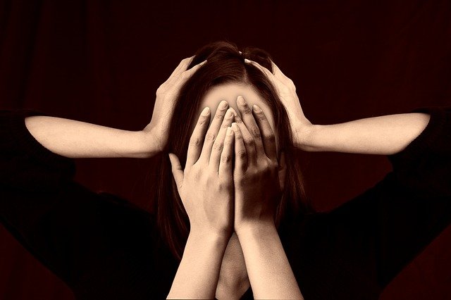 Migrena przyczyny – jak uwolnić się od bólu?